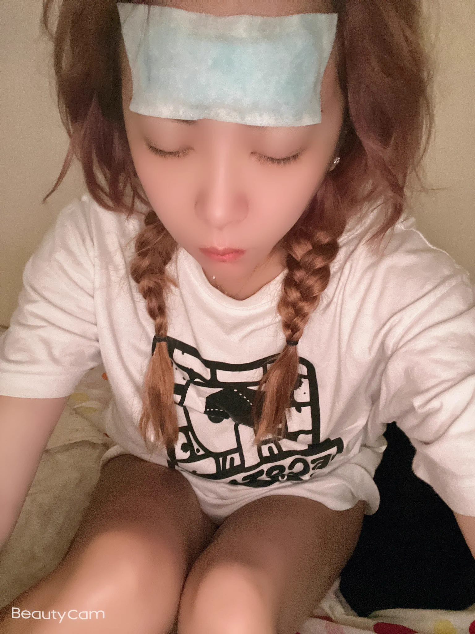 本來今天要參加活動，但我的身體告訴我，我還是暫時不要參加任何活動才好，各位親愛的好朋友們，改天等我身體好再聚，（身體一直反覆發燒、骨頭痠痛、頭暈想吐、去醫院也只會開藥叫你回家休息，到底怎樣才能好轉，煩😖） https://t.co/2lCVu2qJ1e