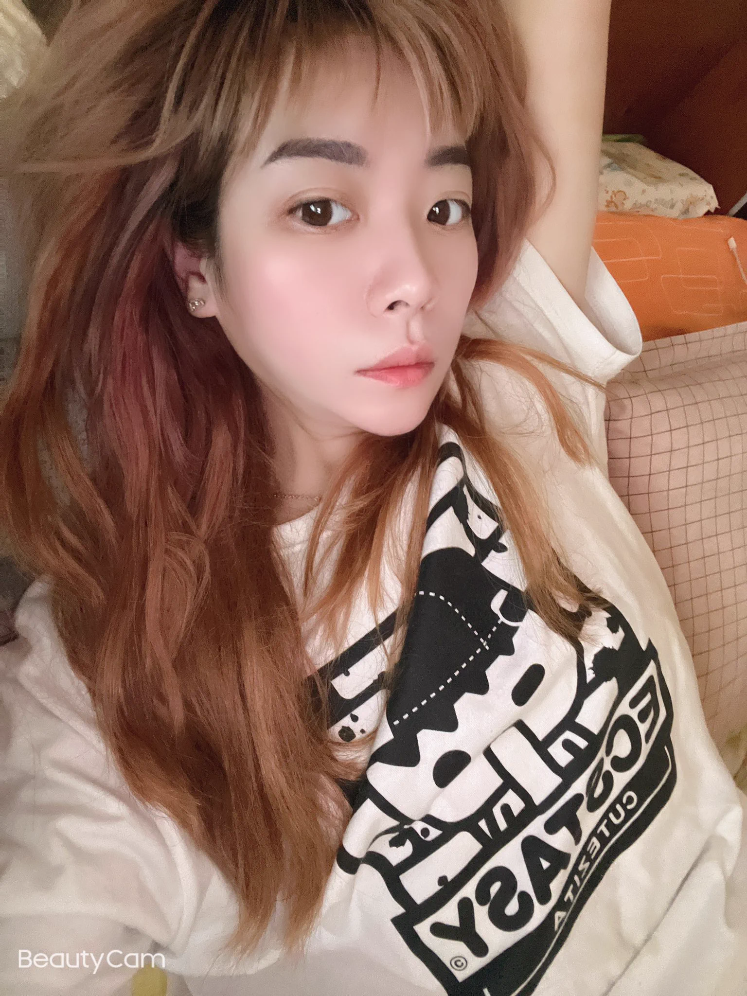 睡不著頭髮像瘋子一樣，心裡面想著當你失去了愛，老天爺會不會環你一個愛，答案應該是會的，只是時間的問題，你說是不。 https://t.co/rbLoMpAr91