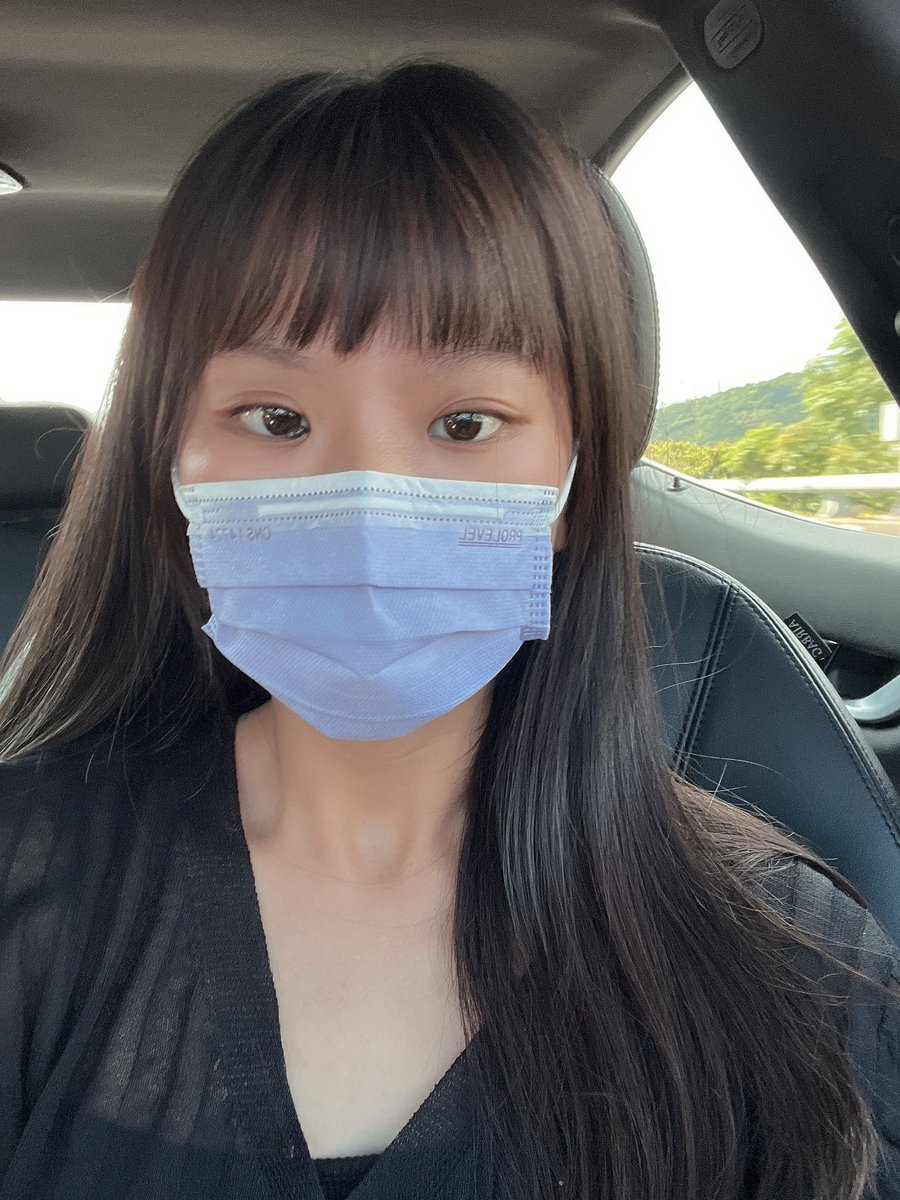 最近不知道是因為變胖還是水腫
感覺臉很肥😠 https://t.co/FXDWTTk8LP