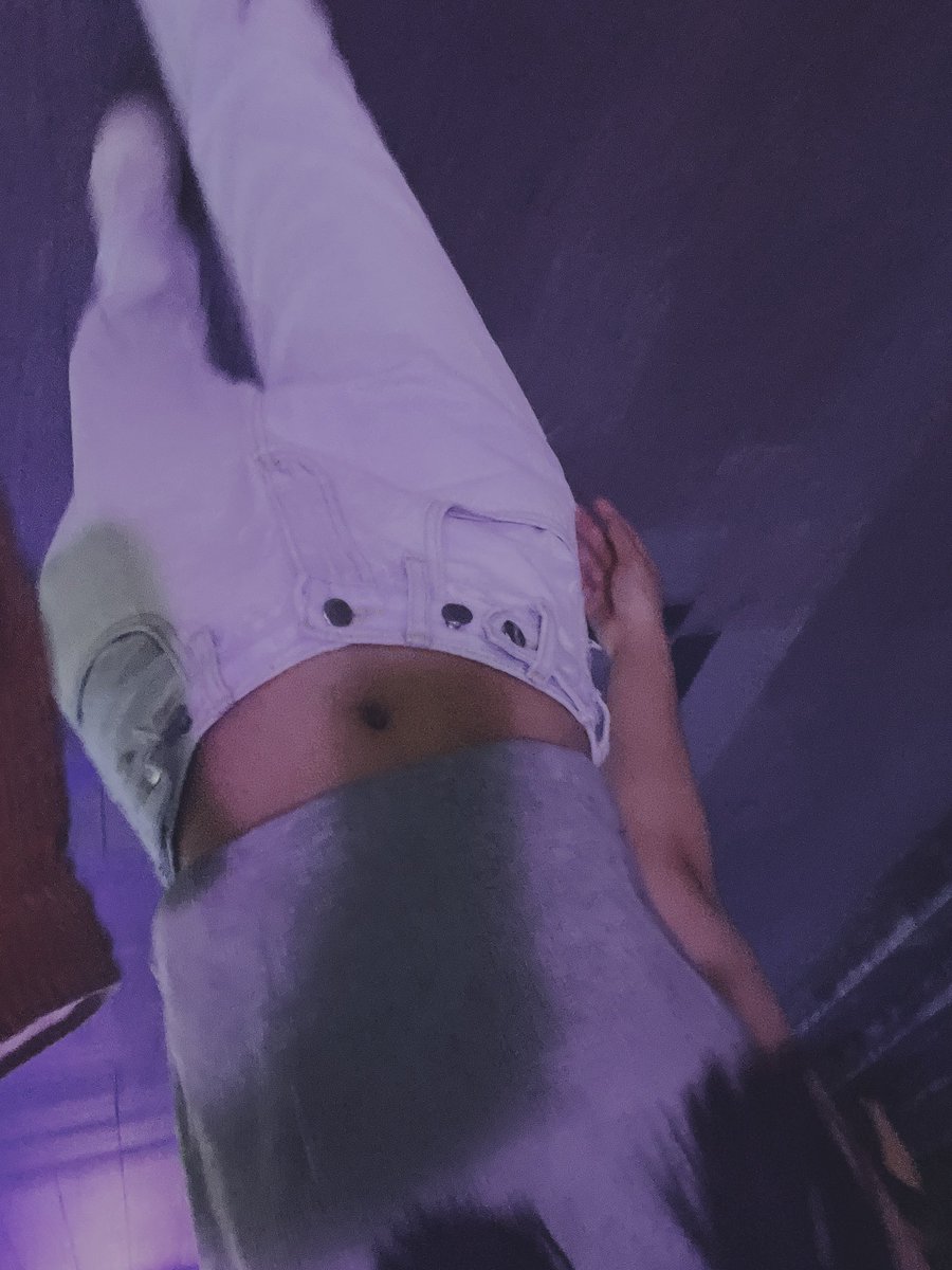 市場的客人都會摸我
那什麼時候換你摸我 https://t.co/MfRl7IxP3g