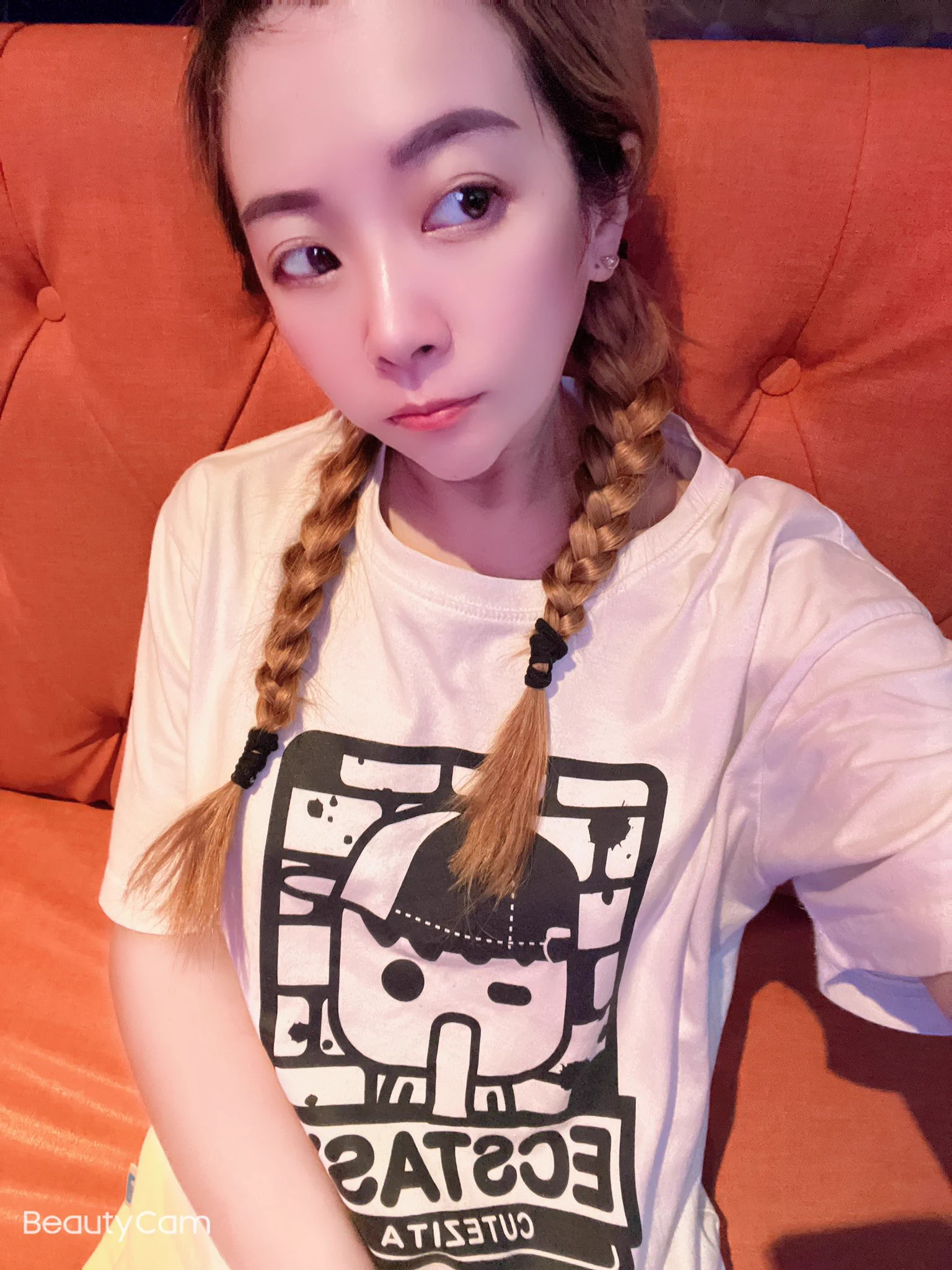 讓肺活量增加就是….唱歌🎤 ，朋友說我怎看起來都不老，越活越年輕，我說有好的健康心情好，氣色就會好，染疫後，慢慢恢復也氣色也好很多，感謝大家的關❤️，願大家平安健康快樂。 https://t.co/WNDp2ORw8e