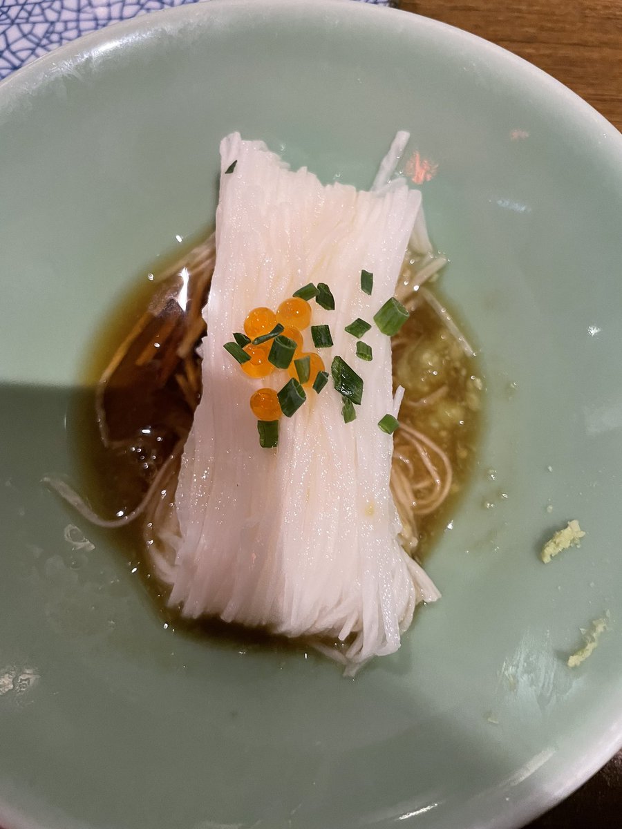 我好像快變成吃飯系推主了🤣

其實我是很喜歡交朋友的人
只是長相高冷而已
僅限於單純約喔

@Gordon520520 https://t.co/xvrfBRvWx9