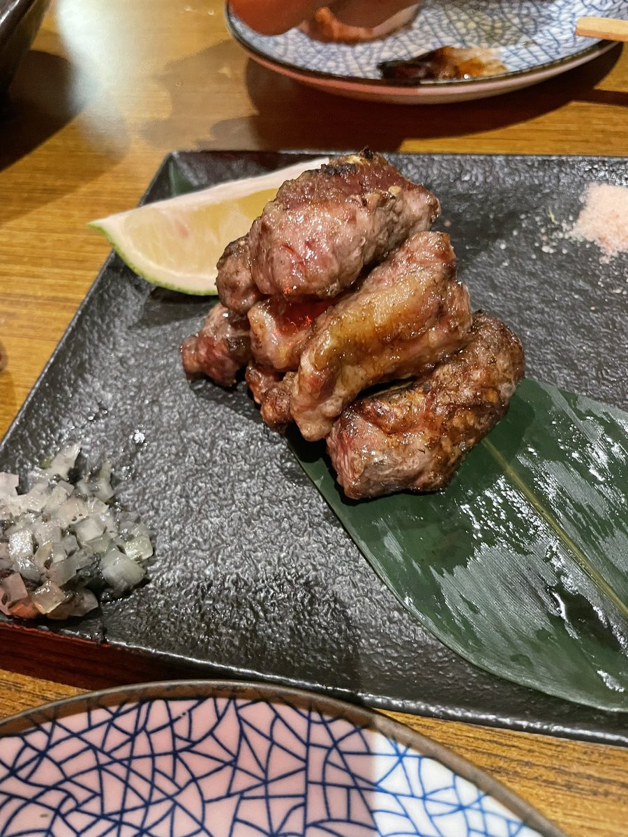 我好像快變成吃飯系推主了🤣

其實我是很喜歡交朋友的人
只是長相高冷而已
僅限於單純約喔

@Gordon520520 https://t.co/xvrfBRvWx9