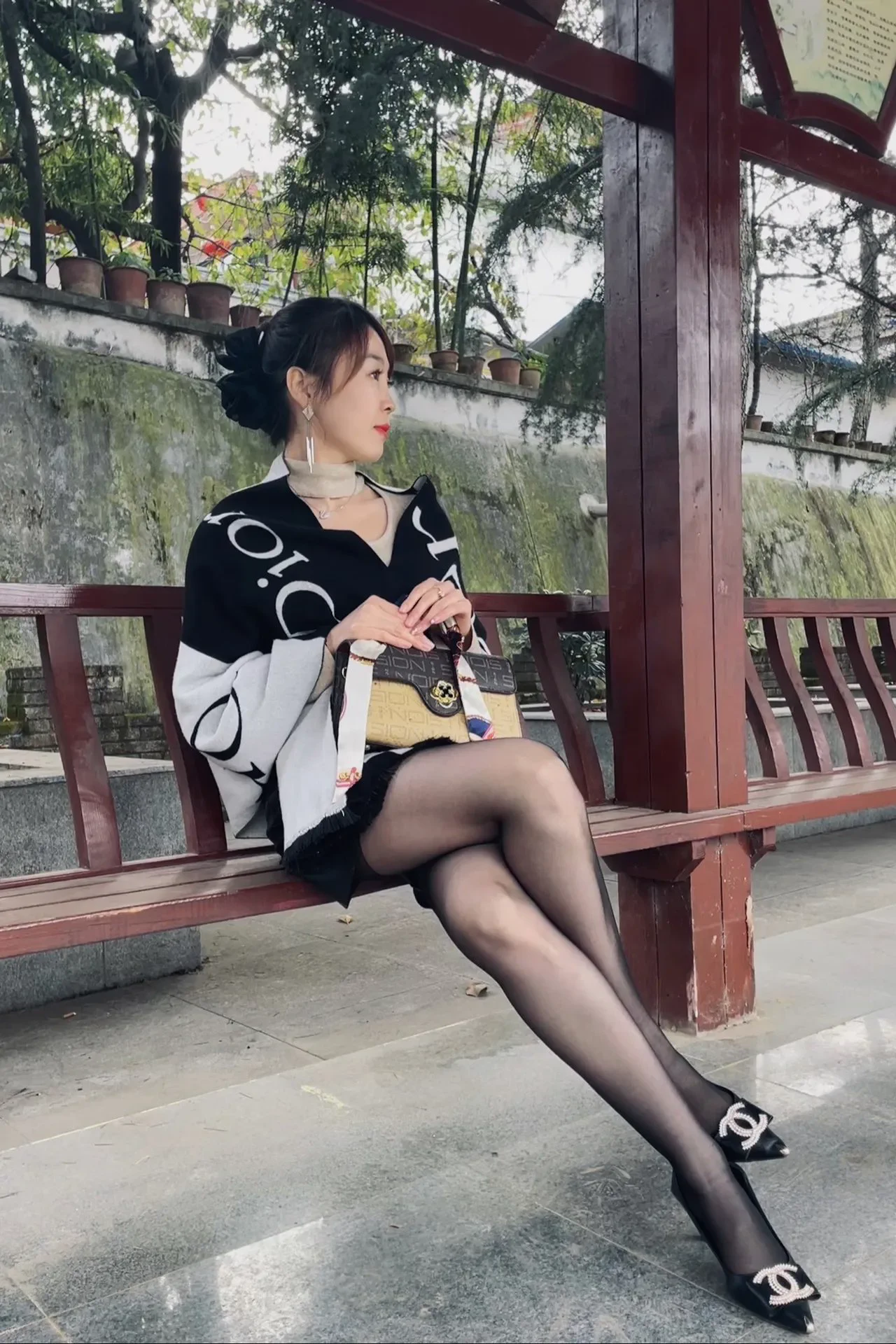 冬日里的老板娘 https://t.co/GnSWInhiyV
