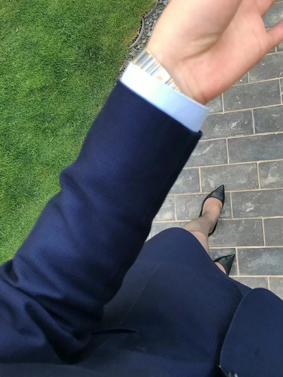 中午的阳光暖暖的 https://t.co/Y6spkyd31R