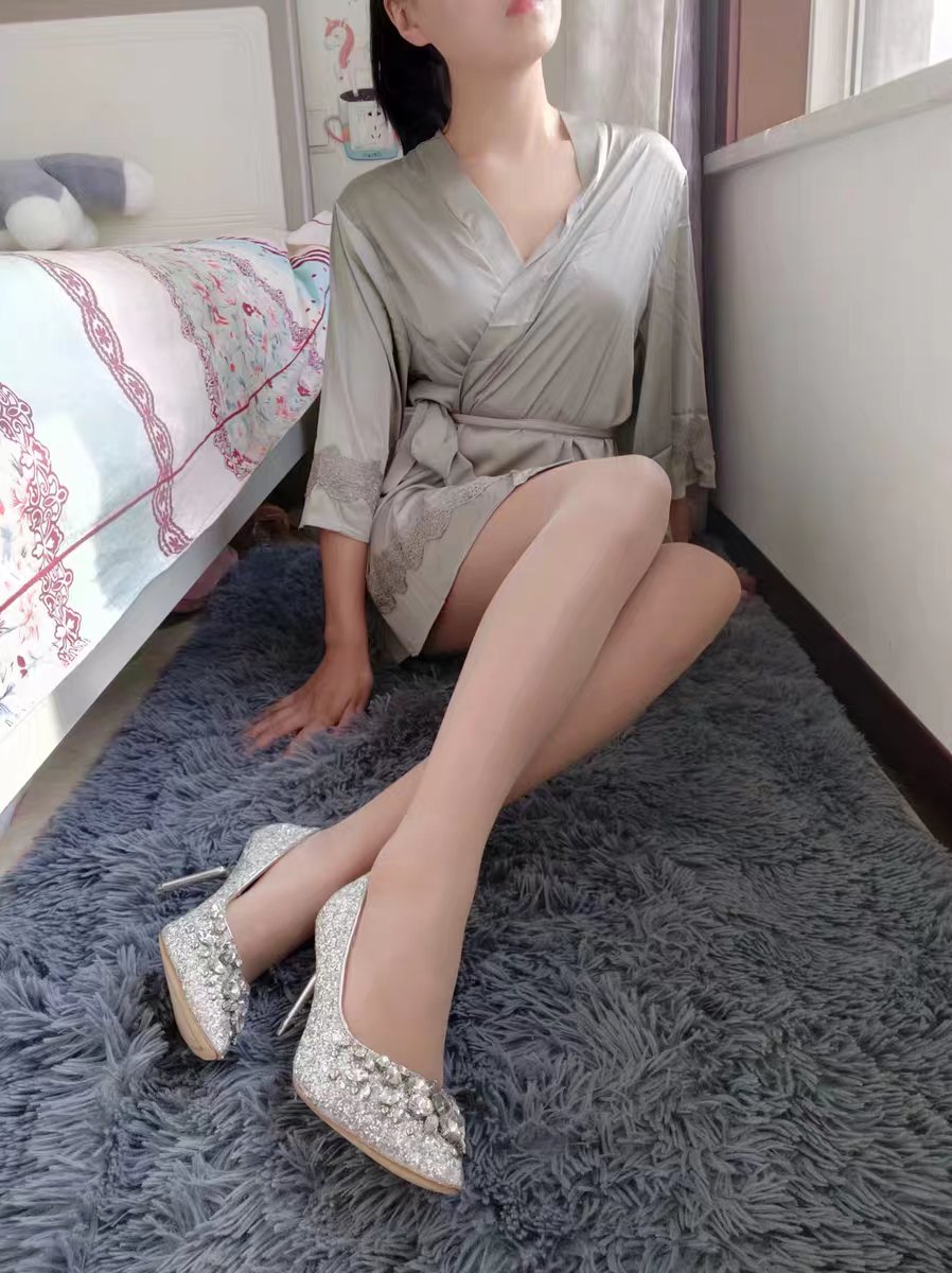 出太阳啦😘
#涞觅有点甜 
🧦 @limerencem https://t.co/841AIw1jfM