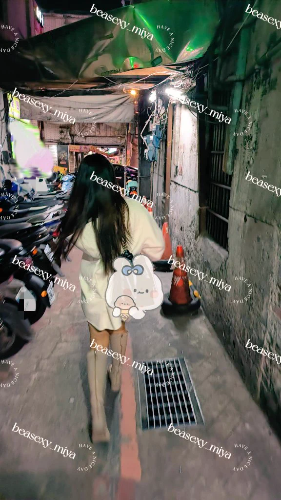 只是想跟你們說，晚上很冷多穿件衣服🌬️你們常常看奶也會看膩了偶爾看看背影還習慣嗎🤭明天的單男別忘了時間❤️沒來沒回應就沒得補約唷#鮮肉單男💞#情侶夫妻#過夜遊#唱歌小酌 https://t.co/aNwEcOQQft