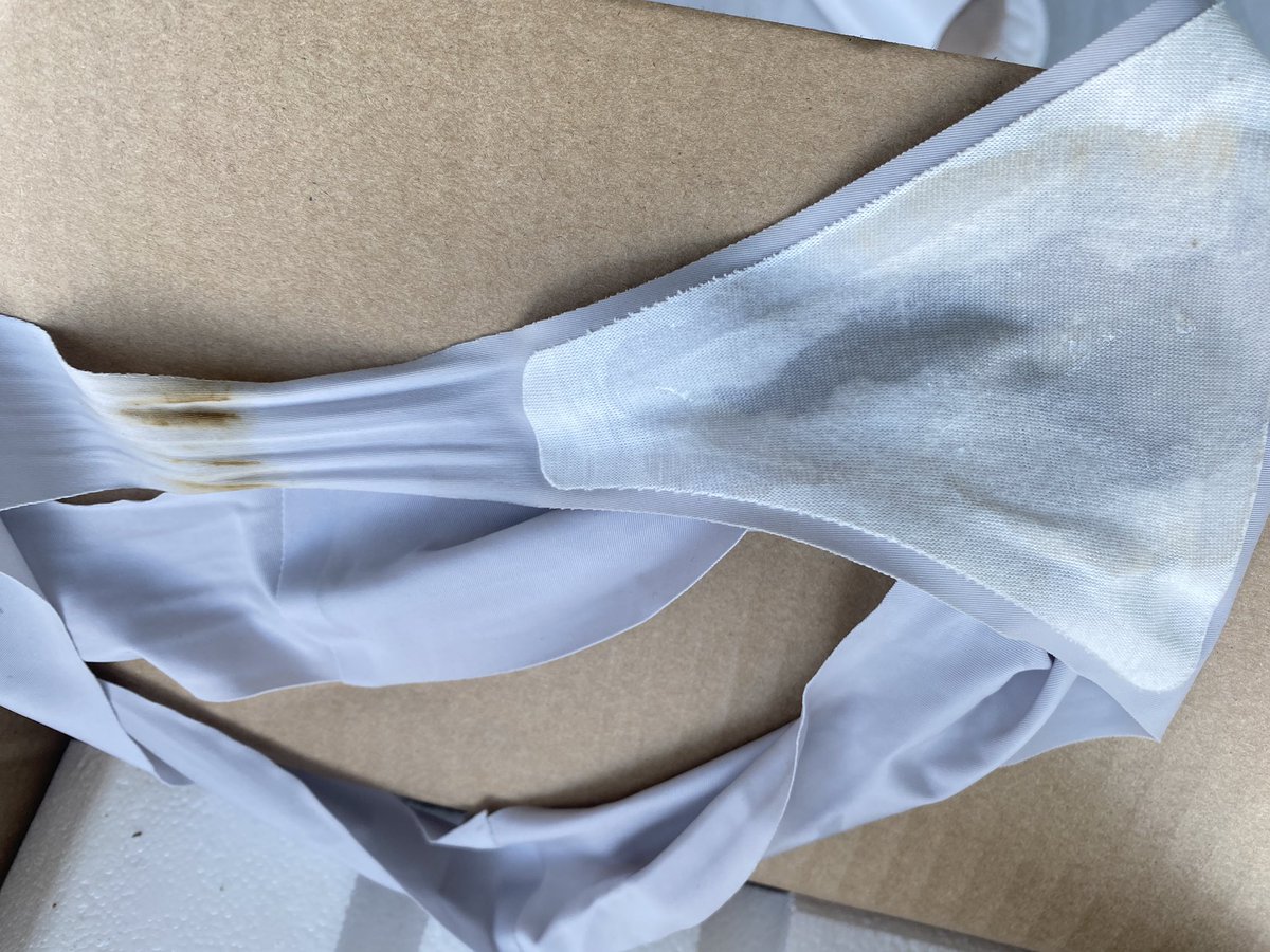 发个以前的照片，已寄出，zw内裤，丁字裤自然勒出黄金。。。 来继续预订原味袜子棉袜 https://t.co/54pNZtxvZN