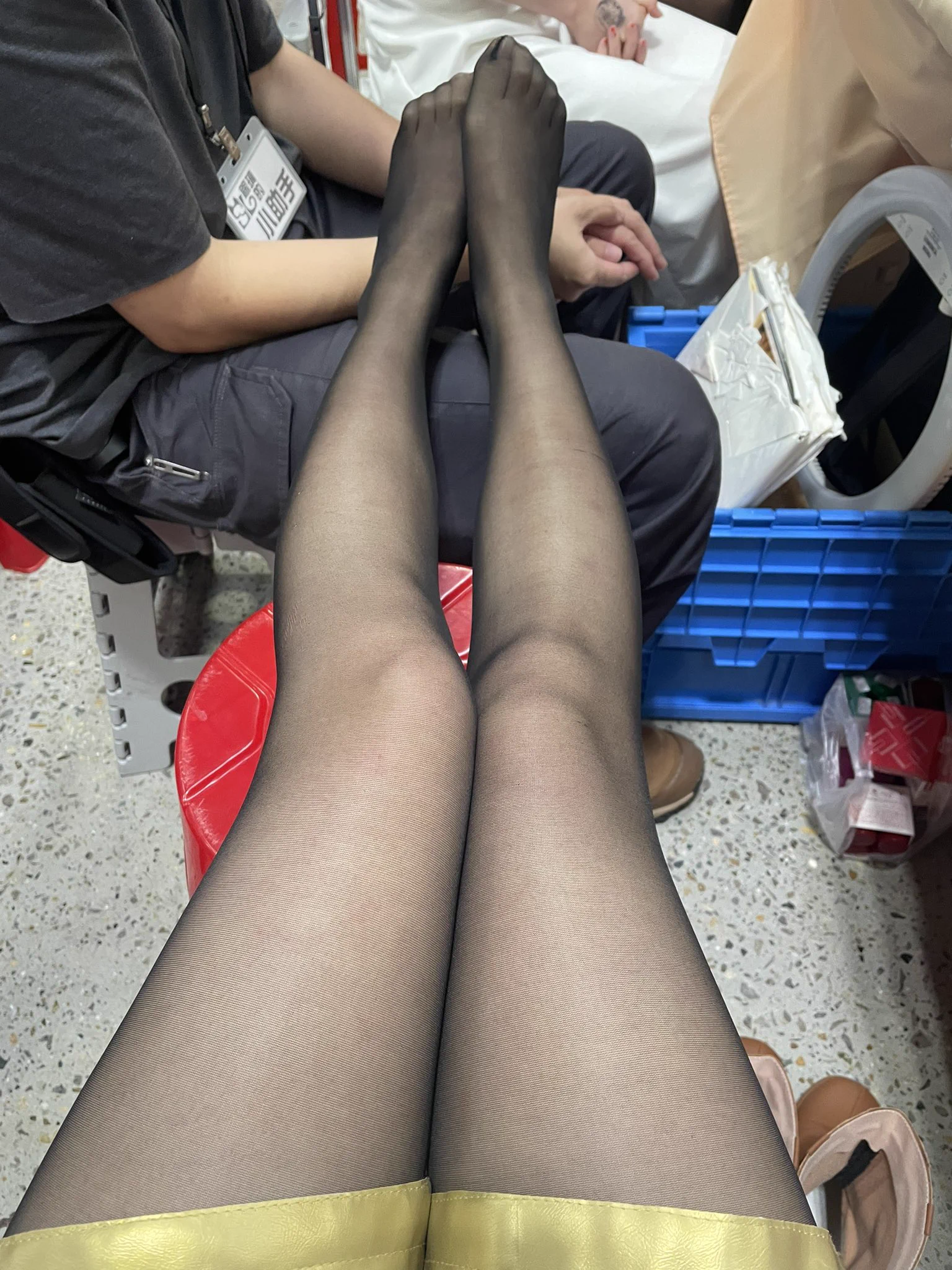 黑絲腿腿🖤 https://t.co/06GSr1y516