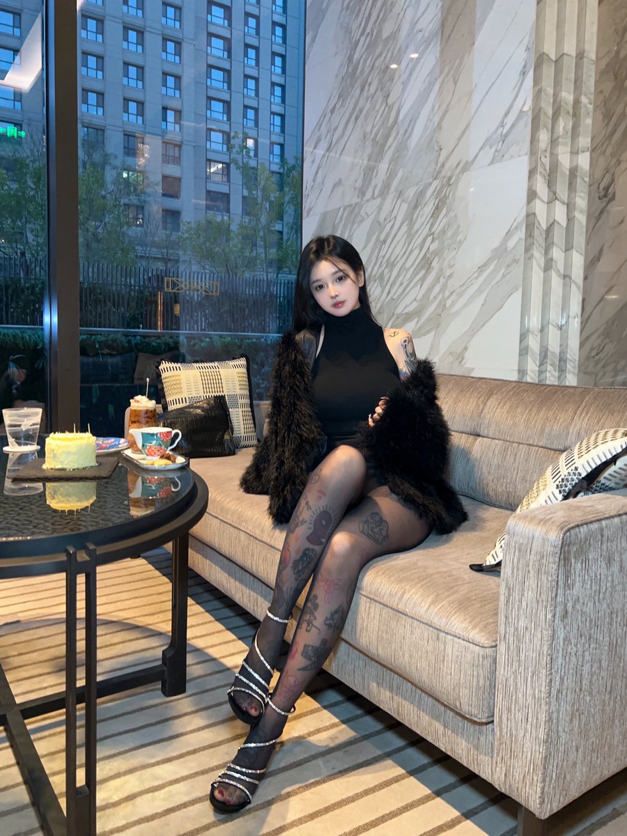 白天vs晚上。你喜欢哪个？ https://t.co/VsKW8fuUpg