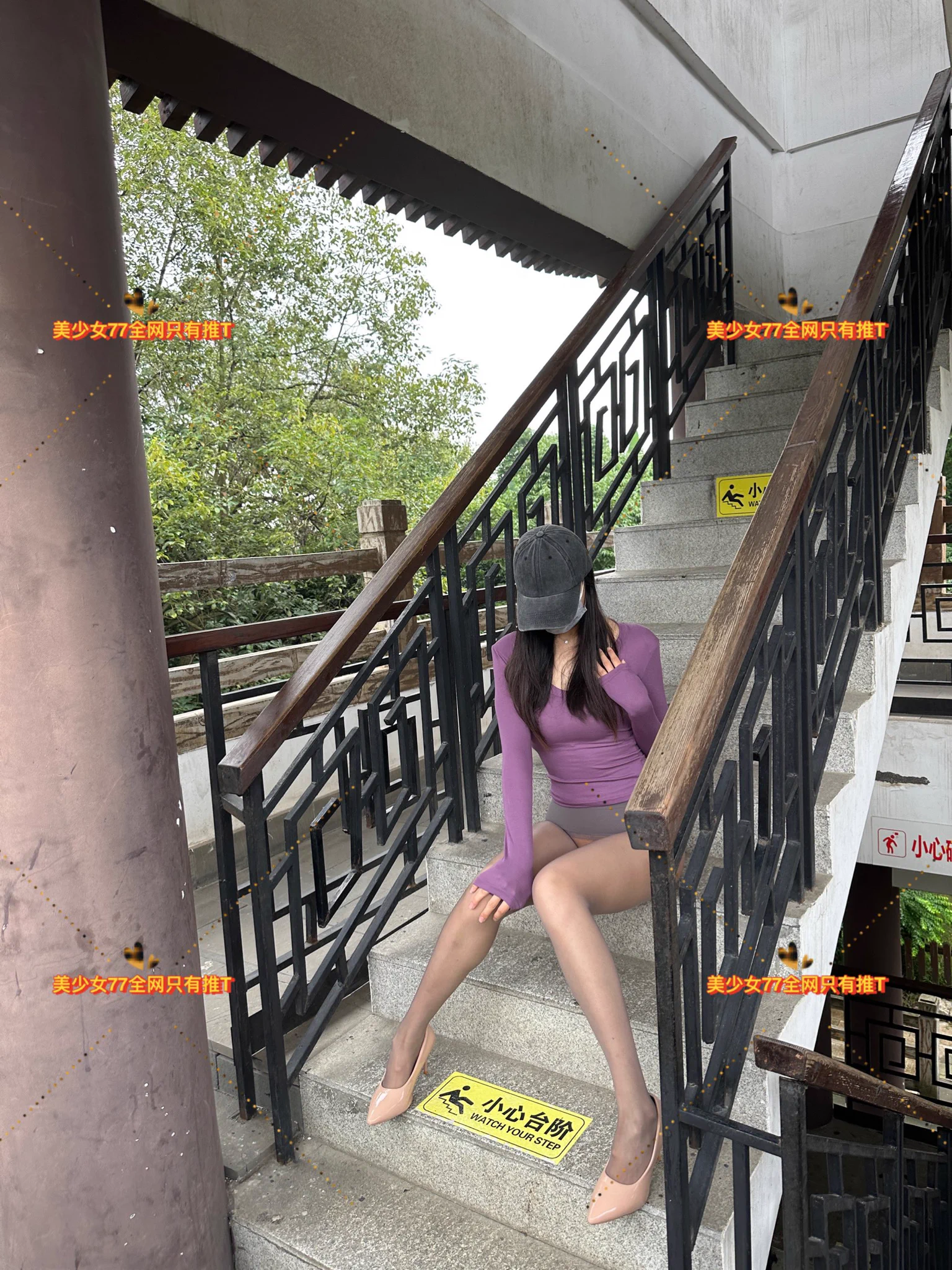 右滑动👉解锁你的反差无内女友吧🫦 https://t.co/UvMJxIjfmj