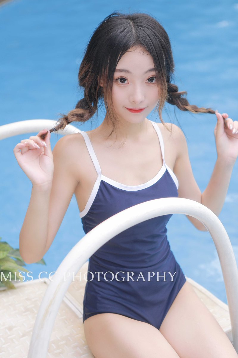 所有的偶遇都是我的故意

摄影/@misscc520 https://t.co/AlchieQAvi