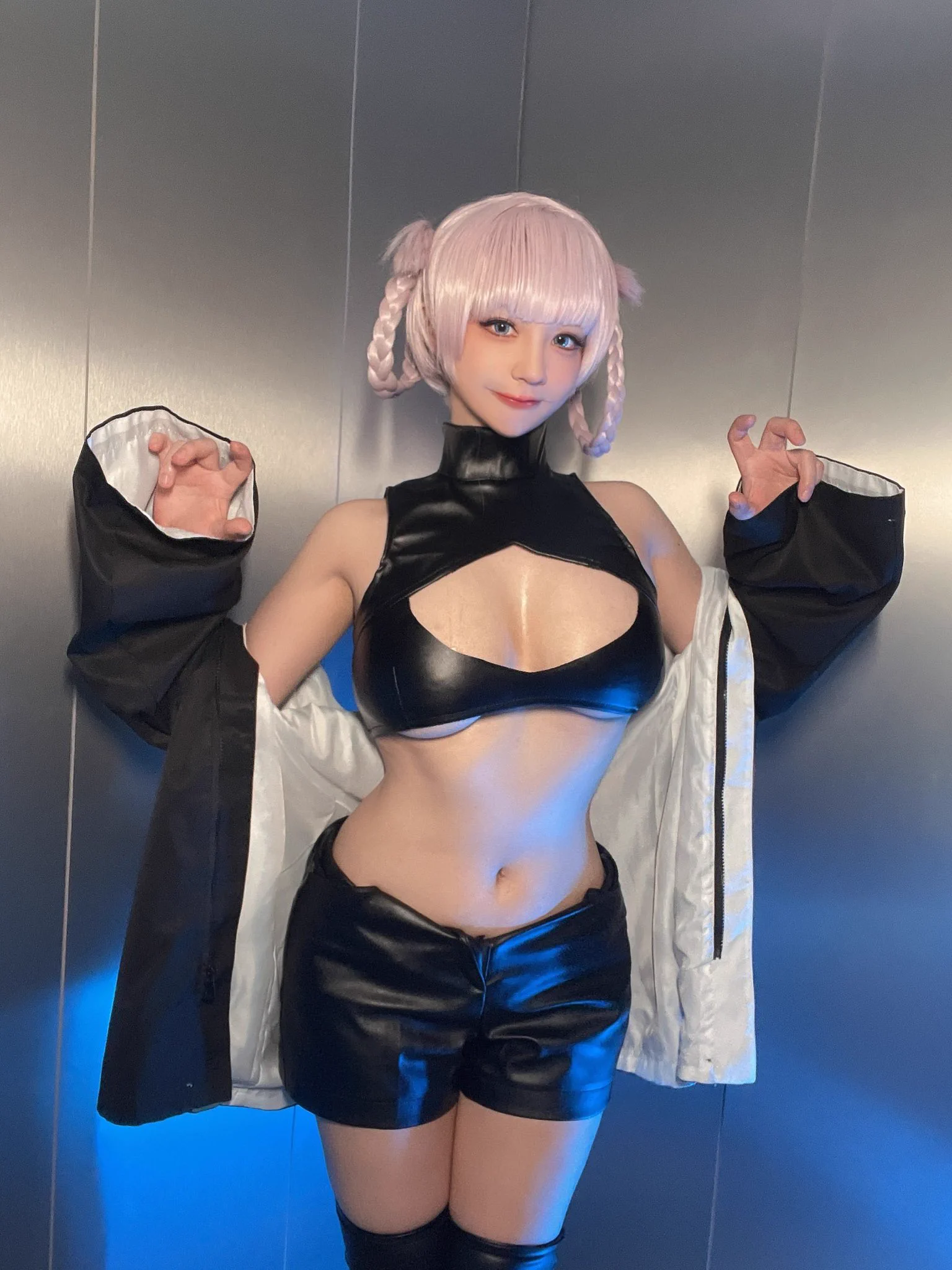 腹へた😈肚子餓了#七草ナズナ #よふかしのうた https://t.co/NSGJ4NmqOX