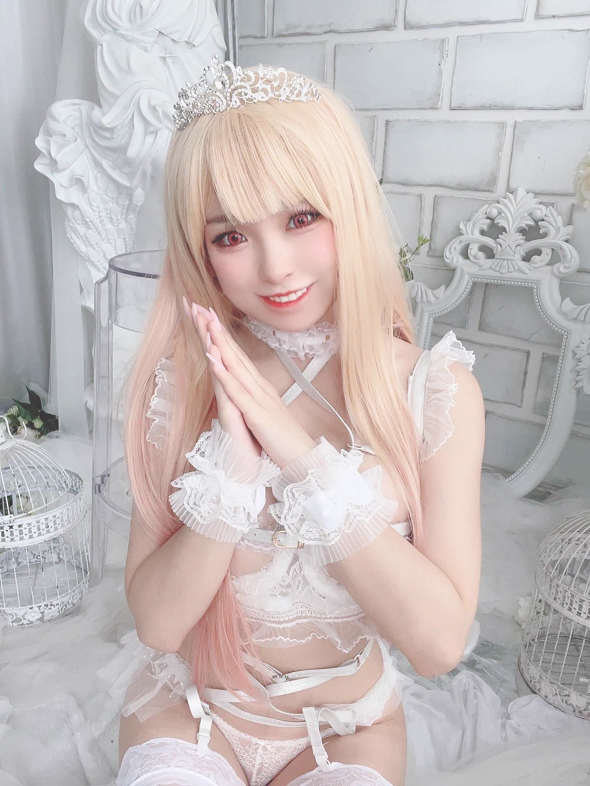 要娶海夢回家嗎？❤️話說好久之前就把這套漫畫看了🤣金髮的我好陌生哦🤔#戀上換裝娃娃 #まりん#cosplay https://t.co/8XWG82m9Ef