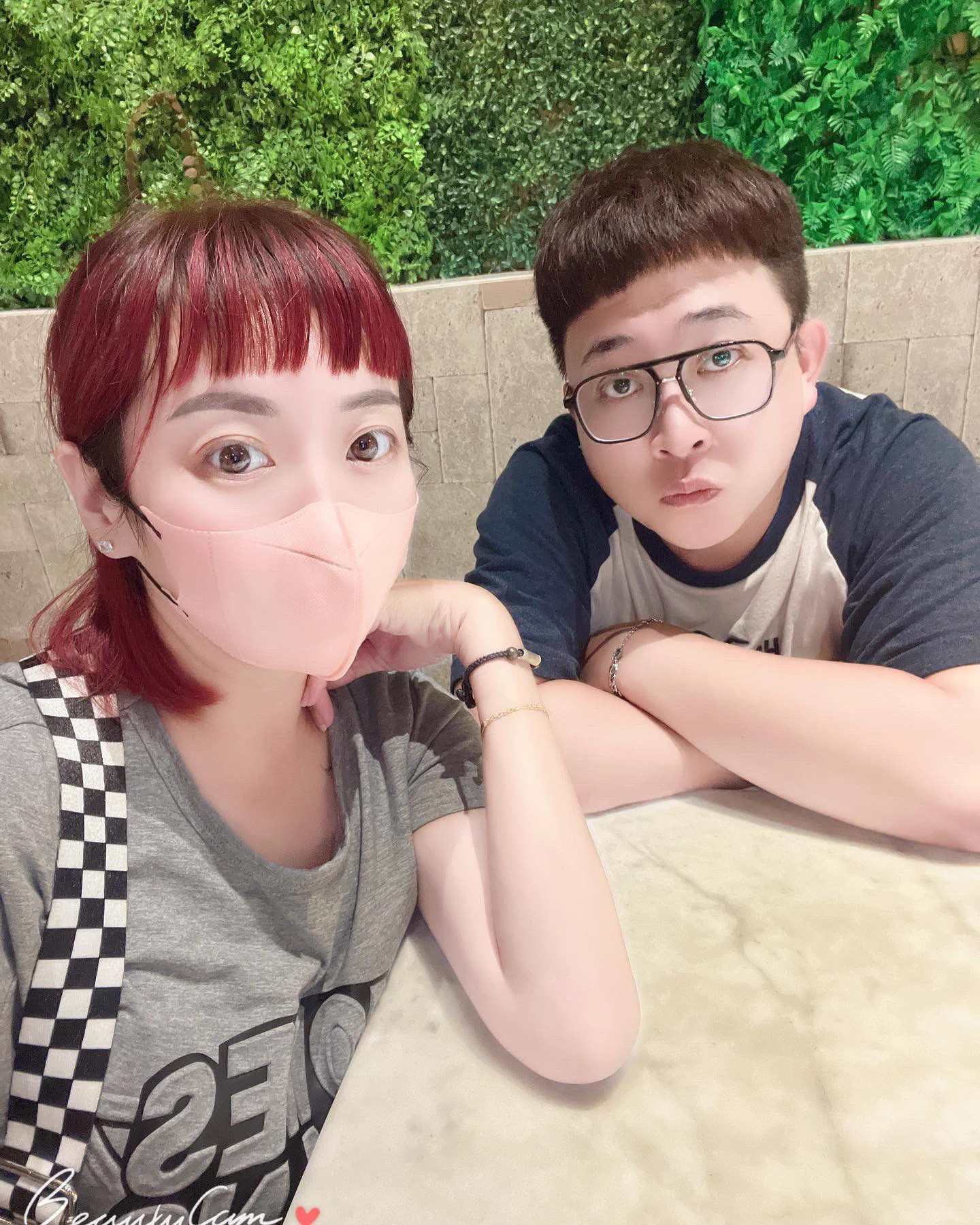 推薦一家台中超好吃的粥，但價格偏高一人份大概230-500多，但是兩個人夠吃一鍋粥，它有很多種粥品都很好吃😋，歡迎嚐鮮。#台中·十二月 https://t.co/YhYXVKIYBQ