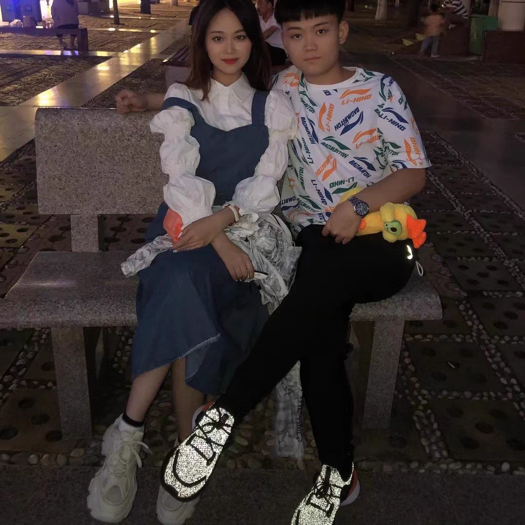 【莹莹系列】我以为9月初就会全面开学，恢复去寝室要袜。女生们都不上学在家网课。甚至袜子都不穿几双。搞的我连推都懒得发。和专业原味真的比不了了。唉😮‍💨 怀念在寝室女孩子们翻上翻下找自己棉袜时的情景… https://t.co/cDo5KSlcNR