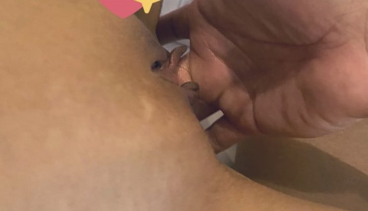 早安❤️❤️❤️一早被摳醒（爽醒）真的很煩捏🤌🤌🤌😂❤️ https://t.co/vX2WjLOB4F