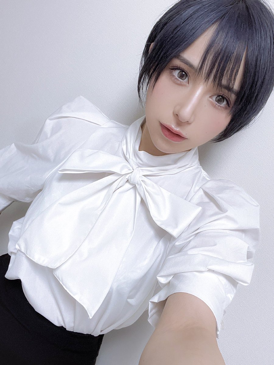 しろ https://t.co/kH10q8lu2F