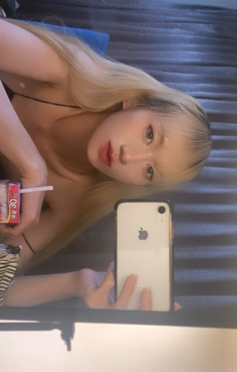 睡不著 https://t.co/pJjc3j4iYc