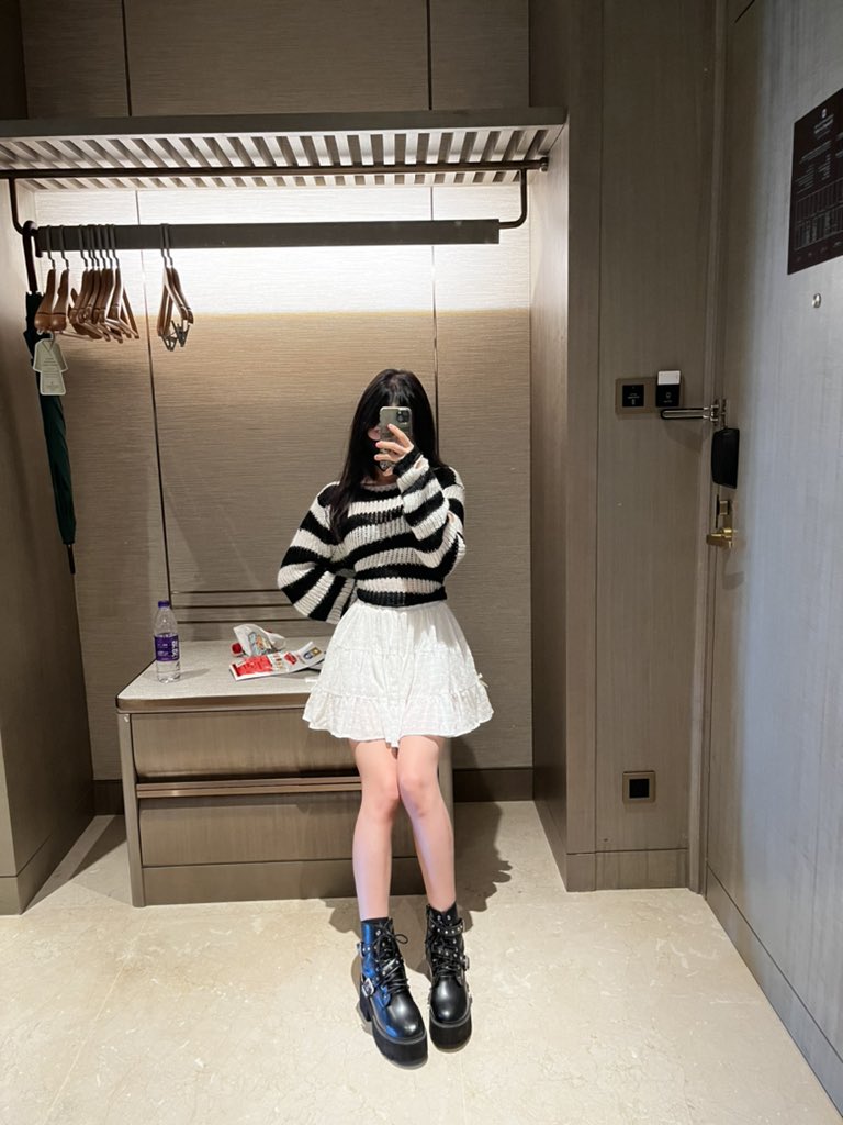 腰疼的一程即将结束🥹🥹#捆绑  #后手缚 #绳缚 https://t.co/0t2Awzan3V