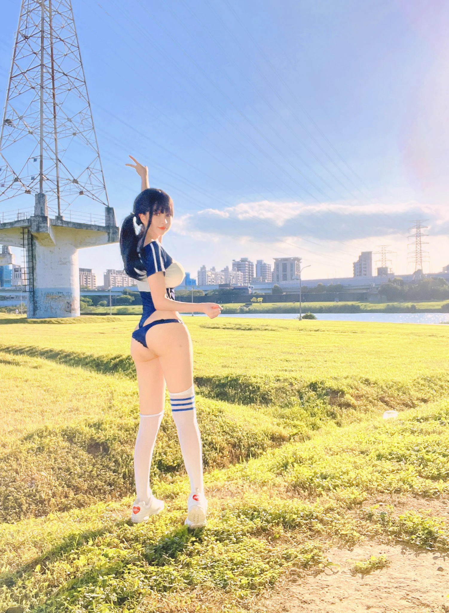 曬成小黑炭也要愛我好嗎🥺☀️ https://t.co/mrxq9niSXF