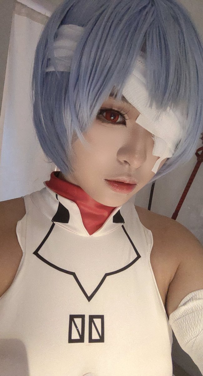 昨天拍了两套绫波丽～

#cosplay #EVA #自拍 https://t.co/6ESlHnH0Ks