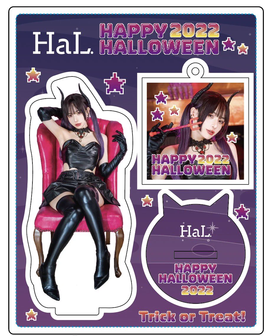 本日21時からハロウィングッズの販売開始します🙌🏻アクキー＆アクスタセット3種類とチェキアルバム3種類です！ https://t.co/zSrO8rjFHW
