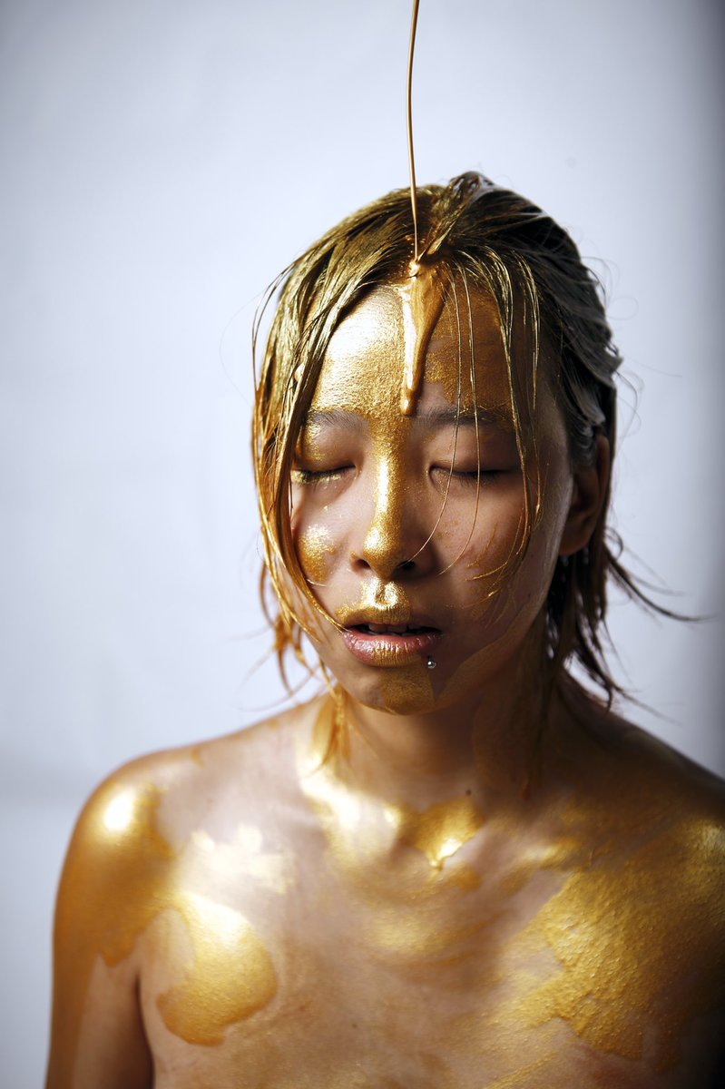 Model：41
P：Mosaic cat
#金粉 https://t.co/qVf0oaFJC2