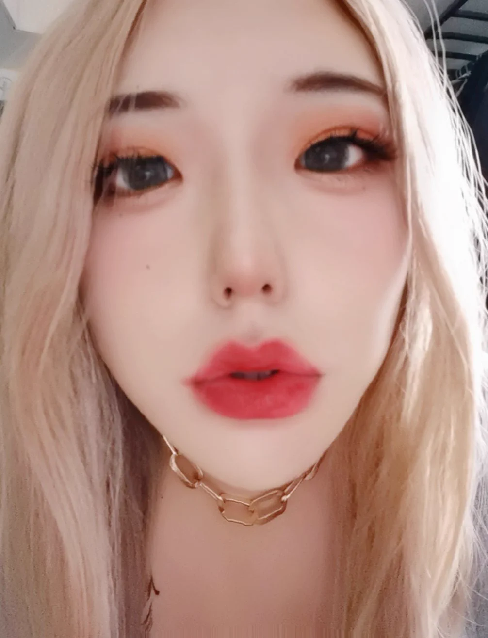 梦想是变成韩漫里的色气大姐姐😋 https://t.co/7tRA6OLNtl