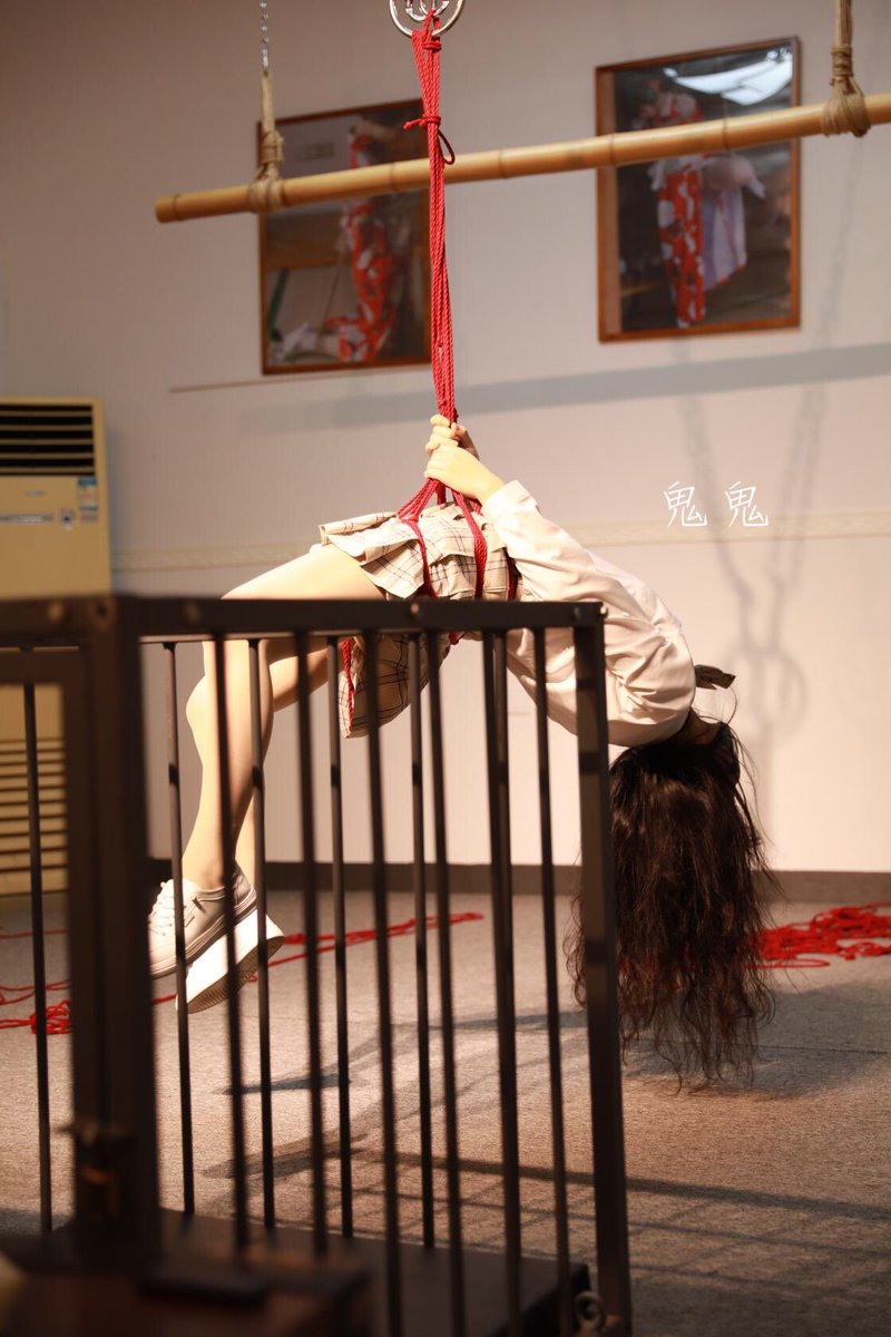 喝奶茶、荡秋千 https://t.co/VVEPUgihm8