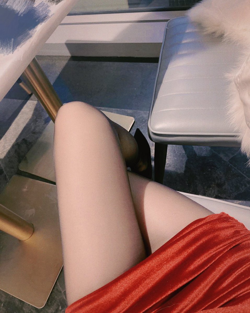 匆匆忙忙，一年将尽，也许你忽略了三月的花，六月的雨，但你没有错过，十月的红旗招展 https://t.co/i4Z6wcFriP