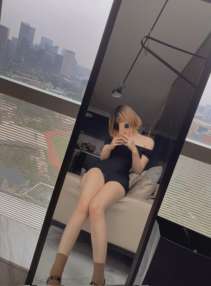 只要你大我就乖♠️

#媚黑 #鸡巴套子 #反差婊 #肉便器 #吞精 #羞辱 #骚货 #婊子 #母猪 #校妓 #贱货 #公交车 #堕落 #校鸡 #性瘾  #辱骂 #反差  #变态 #投稿 ＃黑爹 https://t.co/lVj24p9DvX