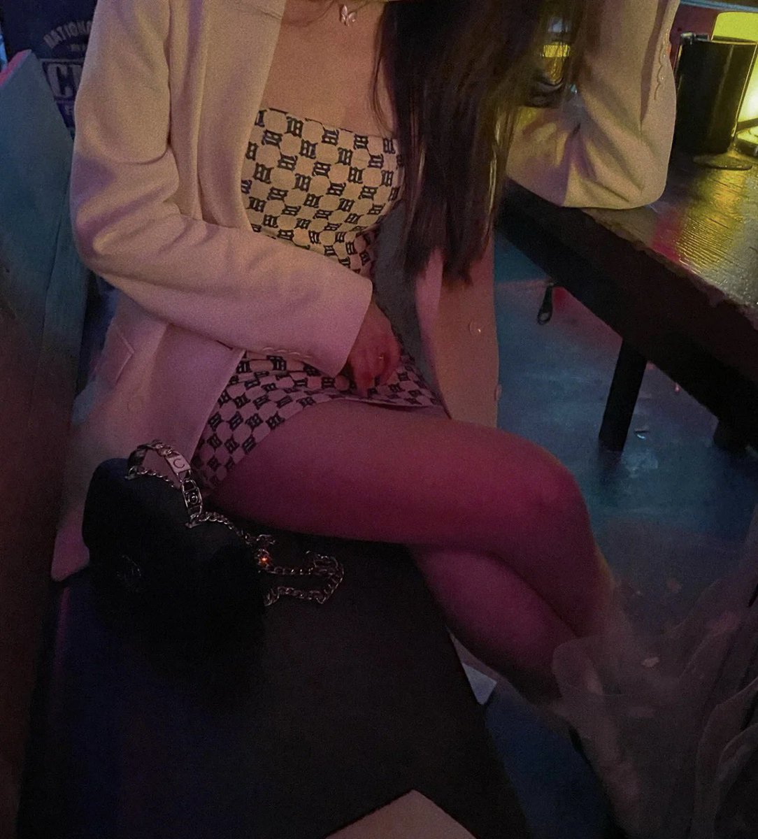 已经很久没约大学室友一起玩了，很开心，无话不说的快乐。 https://t.co/fGBTGSyW6S