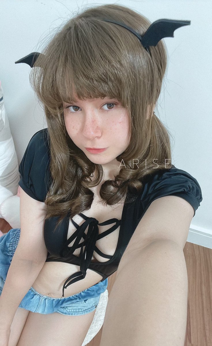 it's my first time as a succubus, please be kind to me 🥺💕 https://t.co/nN7kSl6ocj