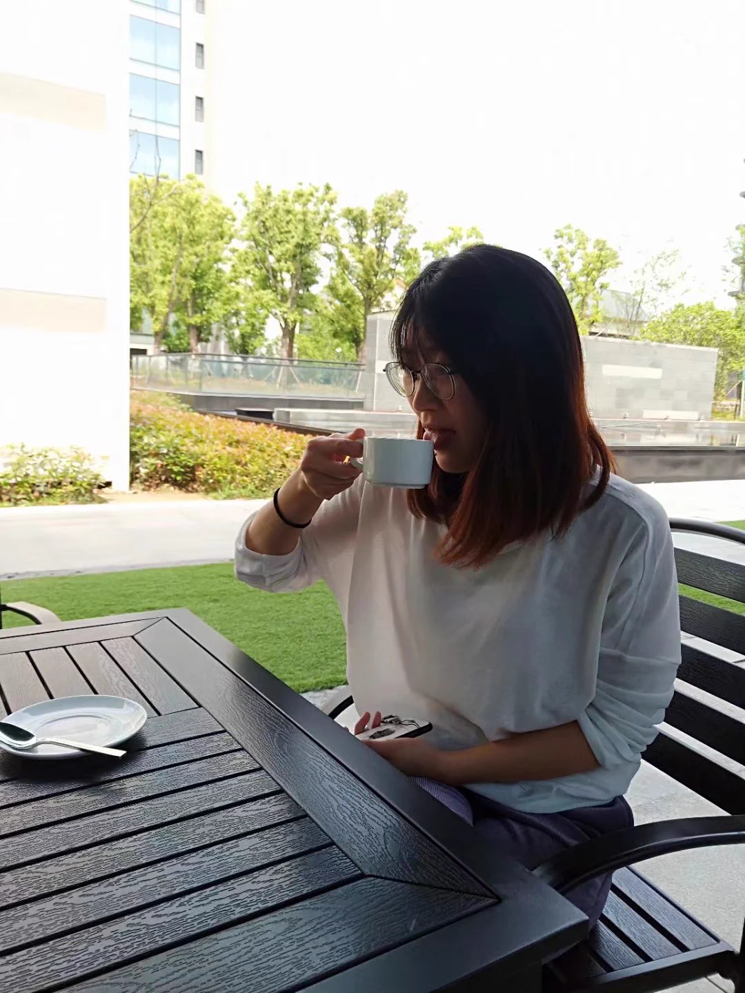 老婆还是别人家的香啊，出差搞定的人妻，舌功比我老婆和我妈都要好 https://t.co/zZA255l6ZT