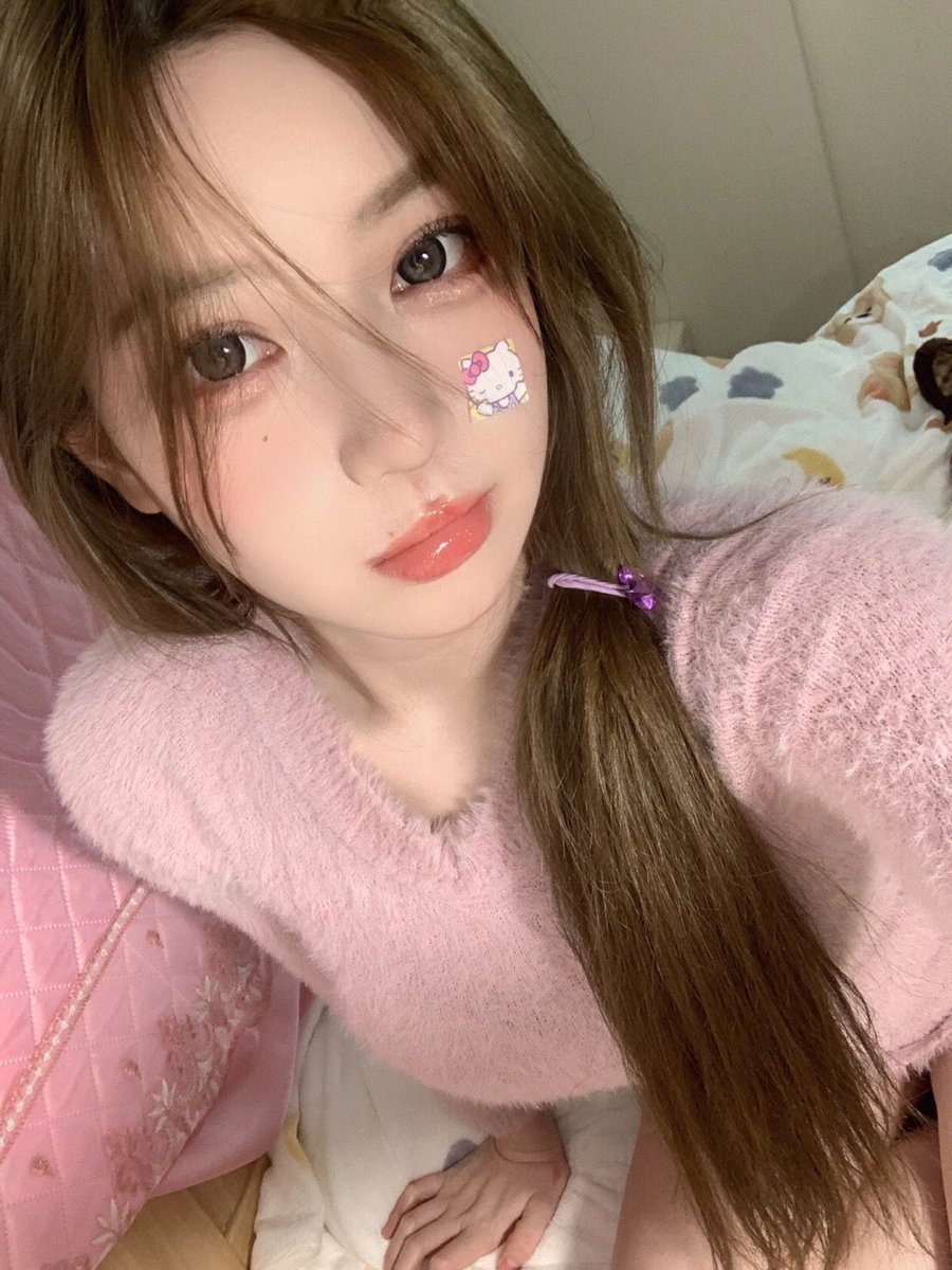 晚上要用什么姿势想好了吗？ https://t.co/RFQtQHOma7