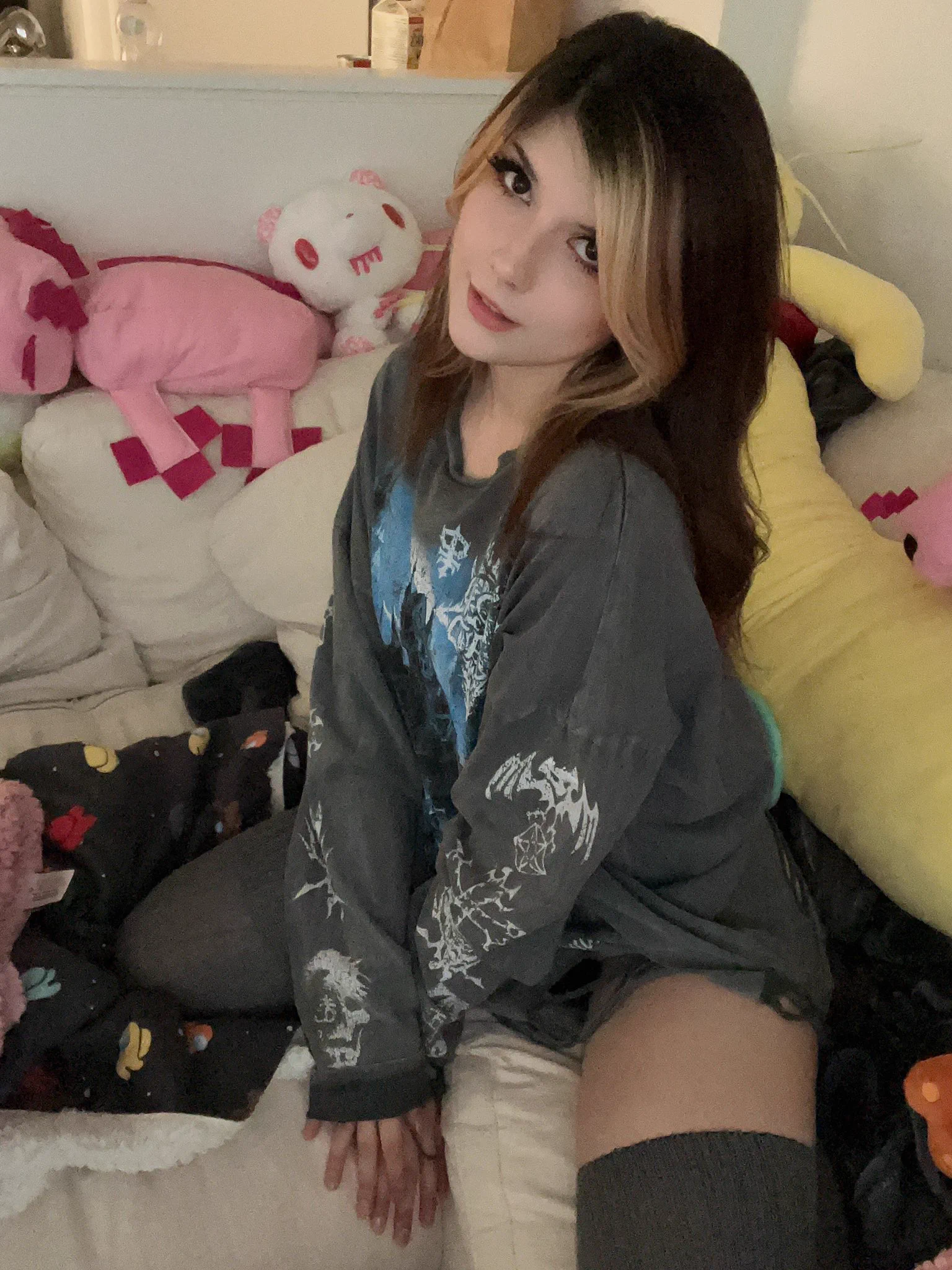 Wanna join me for some anime and video games 😋? https://t.co/vrIZlPqp7i