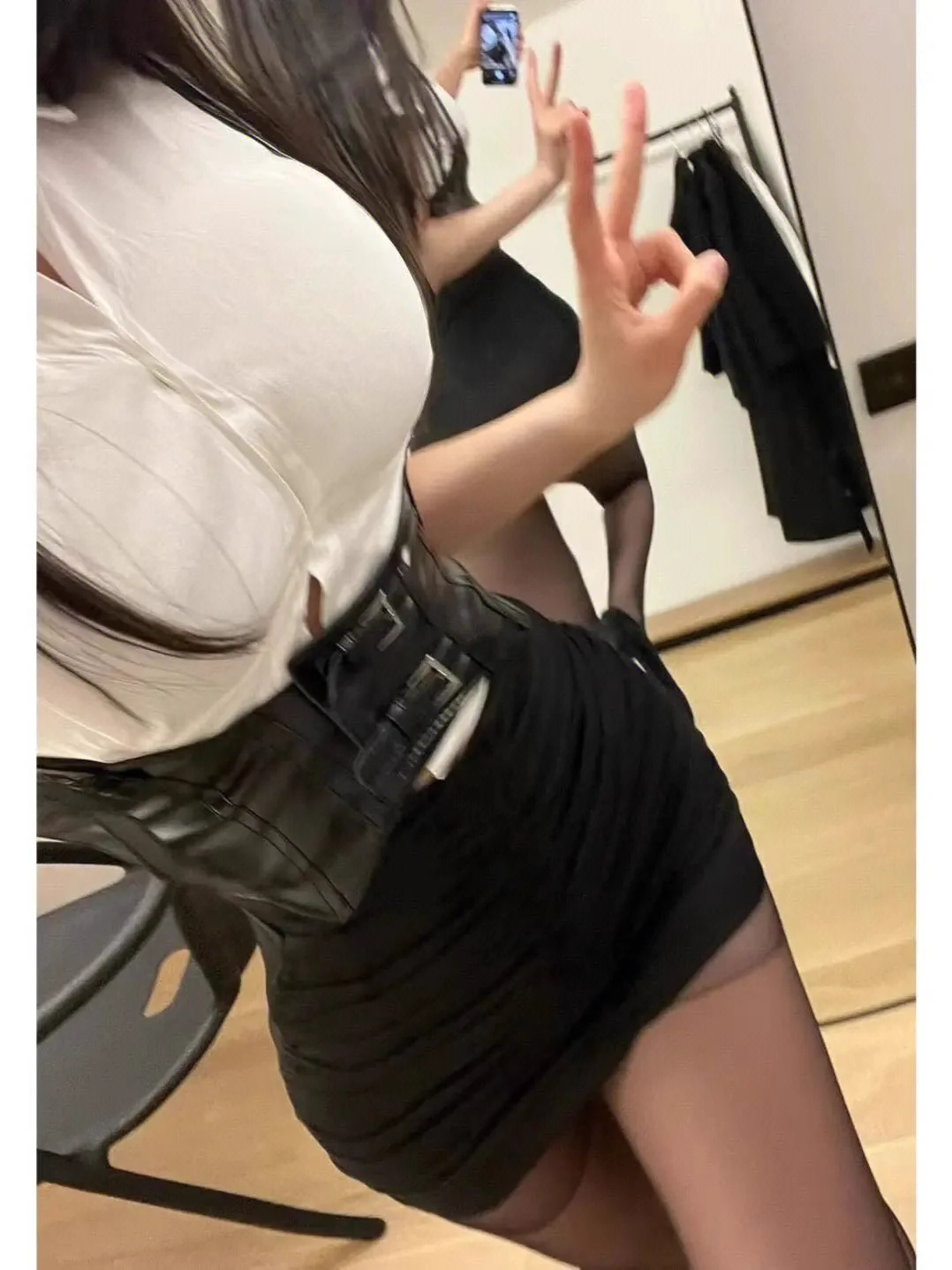 今晚老公不在家，来八个男人哄我睡觉 https://t.co/elj4FtRUNd