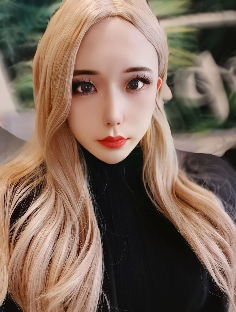 哪位大佬如果需要招秘书请看这里。😈白天我可以线上上班，晚上可以线下上班。😘 https://t.co/N6sdmUWoiI