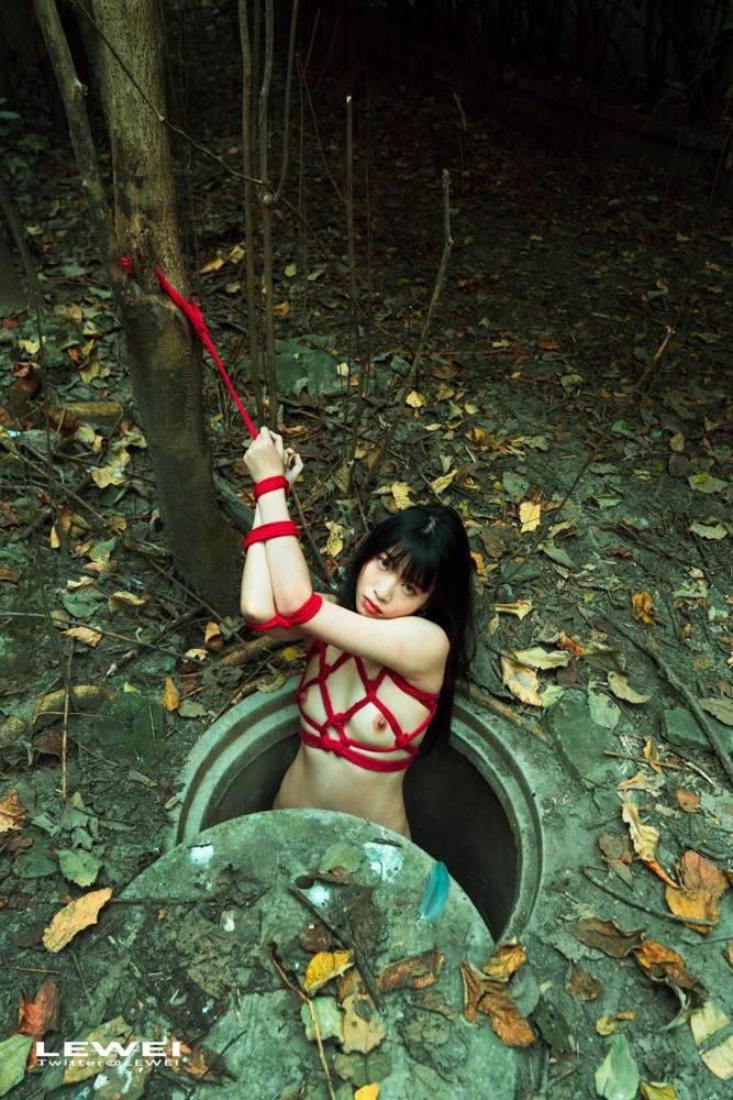 成都工厂2～出镜 @tothemoona_#LEWEI #Shibari #BabyArt #ChinaBondage #Bondage#上海约拍 #废墟捆绑各类主题创作拍摄欢迎私我约拍～投稿：@Fengsiyuan@tbzt3623@ZHOUSHUREN_ https://t.co/Q0itMVaLU3