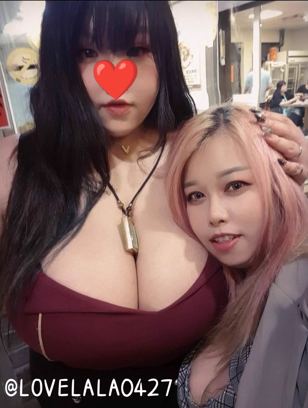 我親愛的寶貝 @FFun1127 今天是你的生日餒🤤要一直很愛我知道嗎生日快樂啊🥰 https://t.co/qPloNl9rBR
