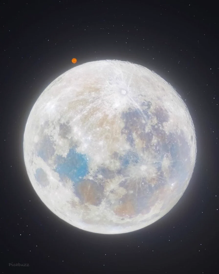 last full moon of 2022 and mars. https://t.co/KtSBPWHE7i