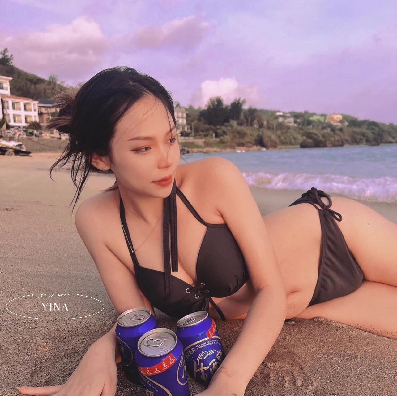 陽光沙灘比基尼這眼睛要看哪裏 https://t.co/gPbjlDHl0Q