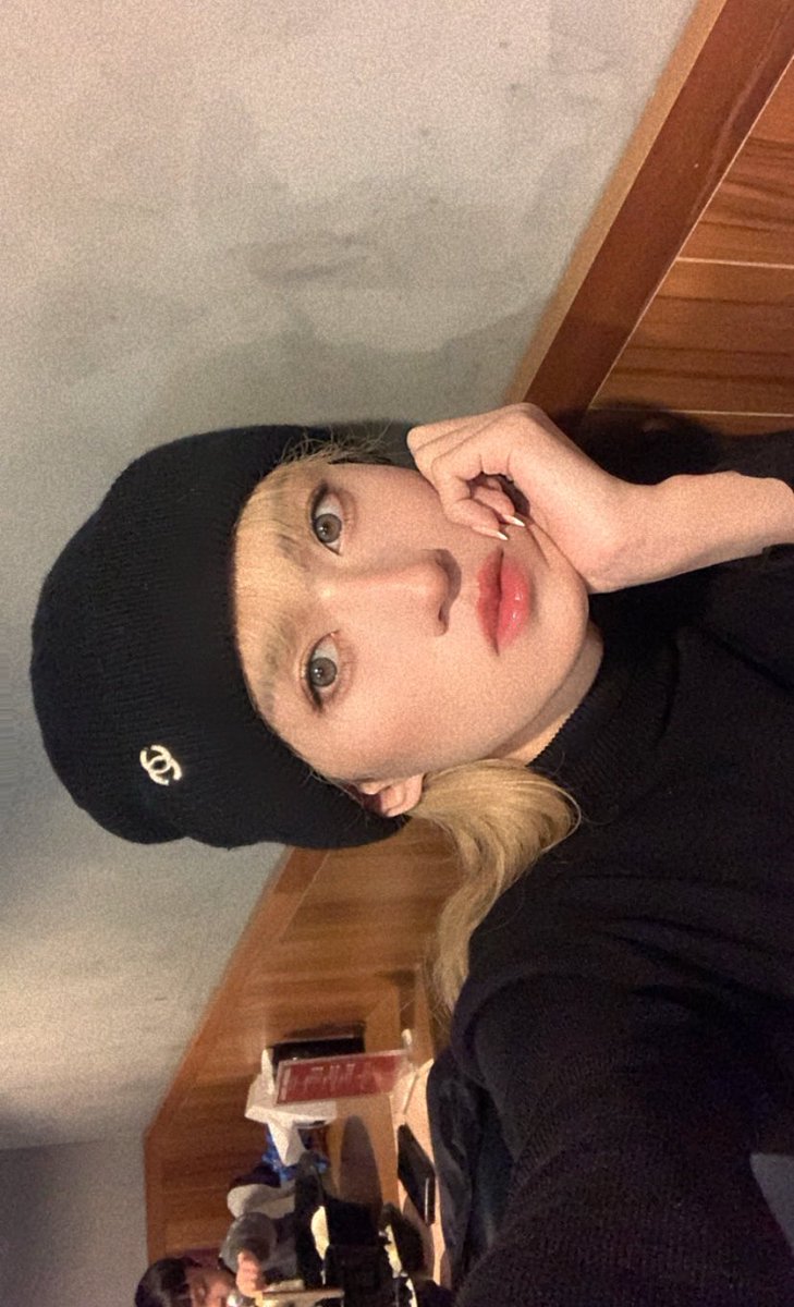 好像越長大生日過的越來越簡單
趕在最後一刻發文慶祝一下 🍰 https://t.co/i0OezmsQb0