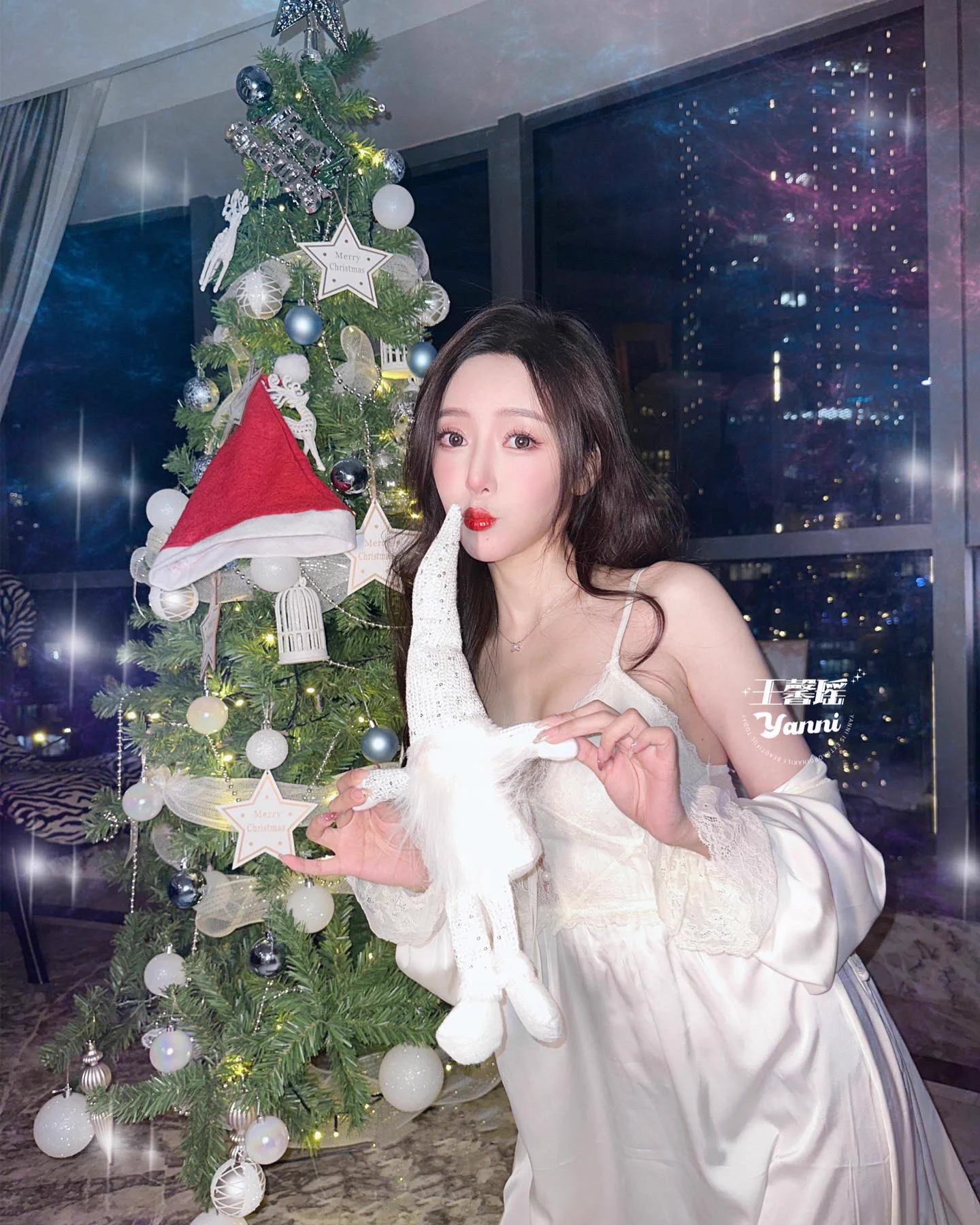 圣诞快乐🎄 愿宝宝们喜乐安康 身体倍棒🎁 https://t.co/NWTicZvKCn