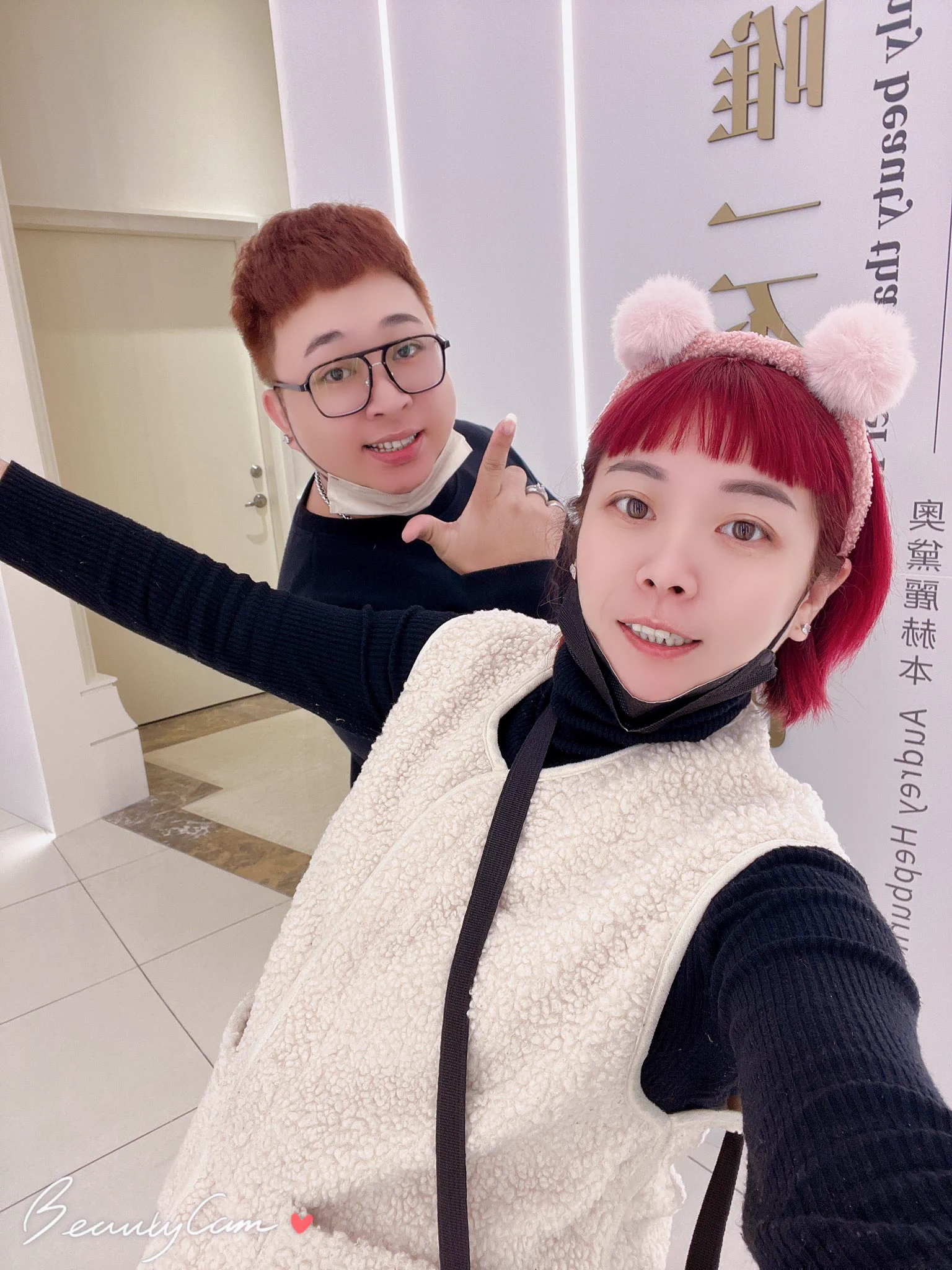 不得不說這裡非常美入門票🎫300雖然很多人都嫌貴但其實比起其他觀光工廠用心很多晚上五點半之後會有下雪❄️算是蠻美的下雪時段好像到一月不知道啥時結束，可上網查詢🔍#嘉義佐登尼斯城堡 https://t.co/g54FcrE7oU