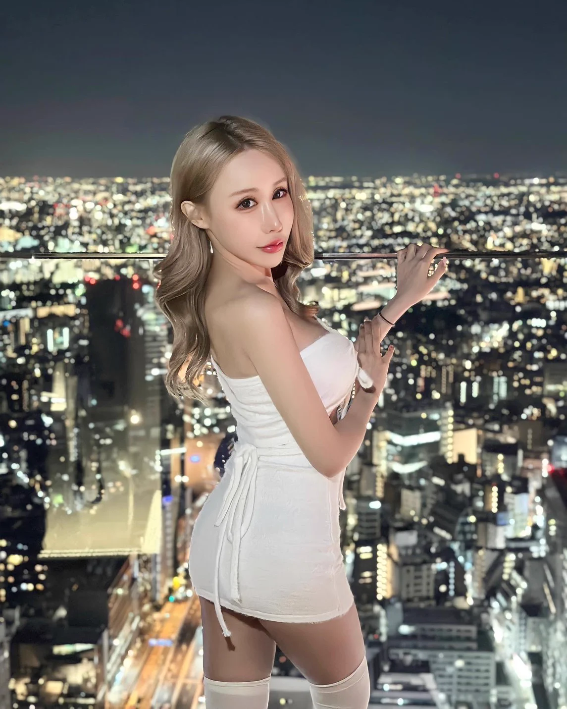 會不會擋到你看夜景呢?那就.....過來一起看呀?🤪https://t.co/zIt9deXHPW https://t.co/jRzQC0MYh3
