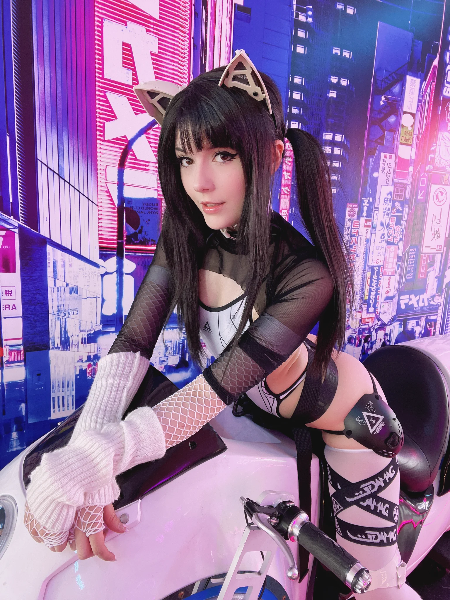 I wanna do more cyber looks next year &lt;3! Didn't realize I only did 2 in 2022 ;u;.. https://t.co/Ggd1wxyQSl