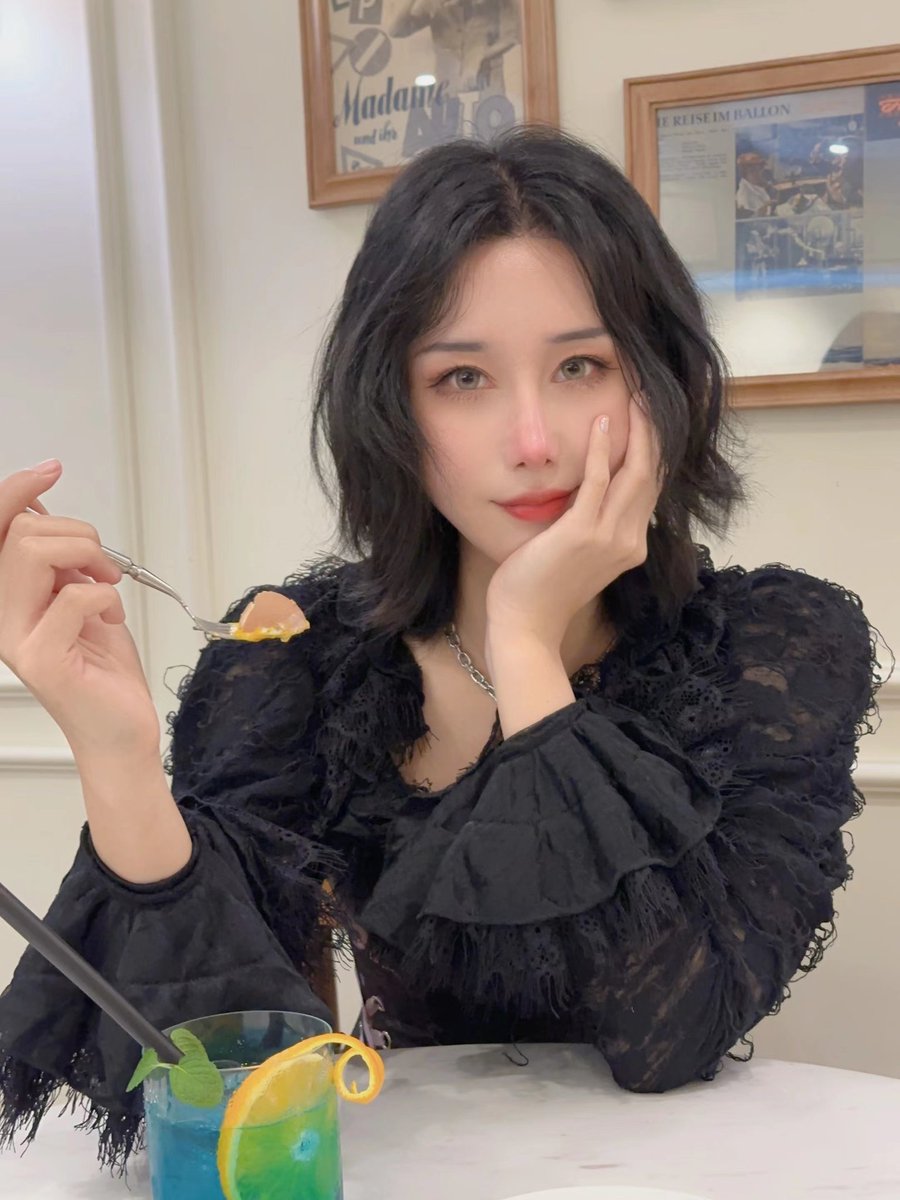 分你吃一口 https://t.co/13e9VLSgc4