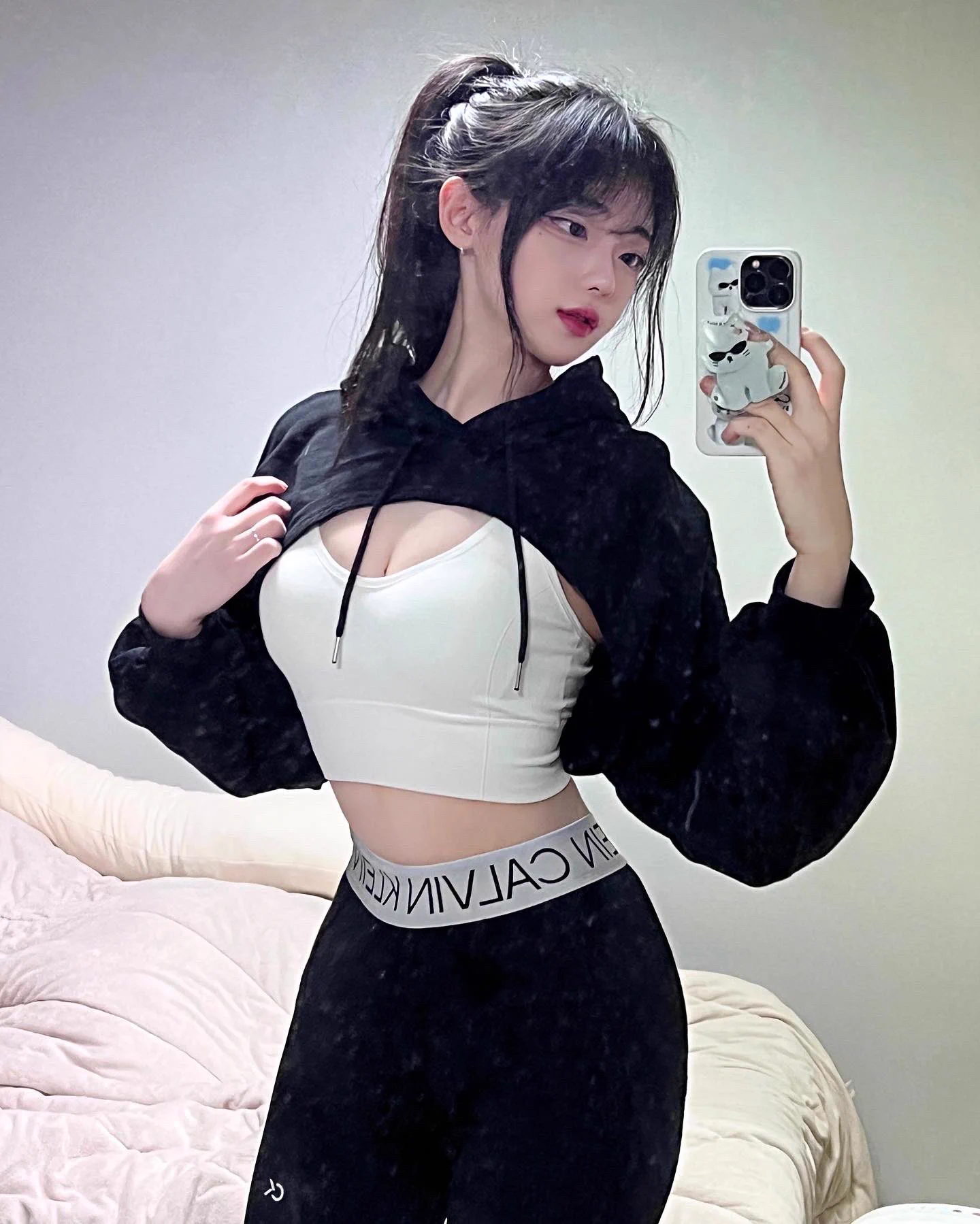 Work out!!💪🏻 https://t.co/rmb5sucl7E
